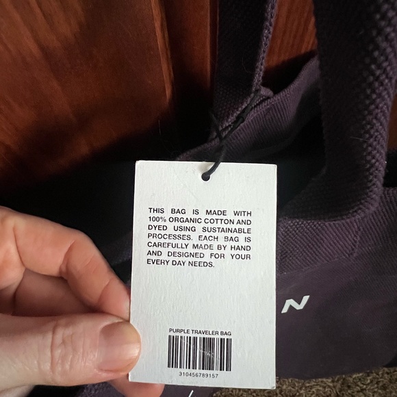 Erewhon Traveler Bag / Plum - Picture 3 of 6